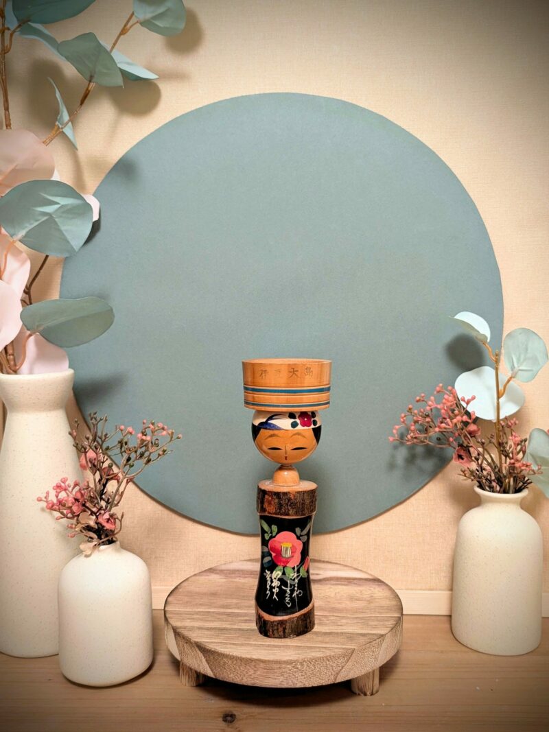 Kokeshi Omiyage - Izu Ōshima 伊豆大島