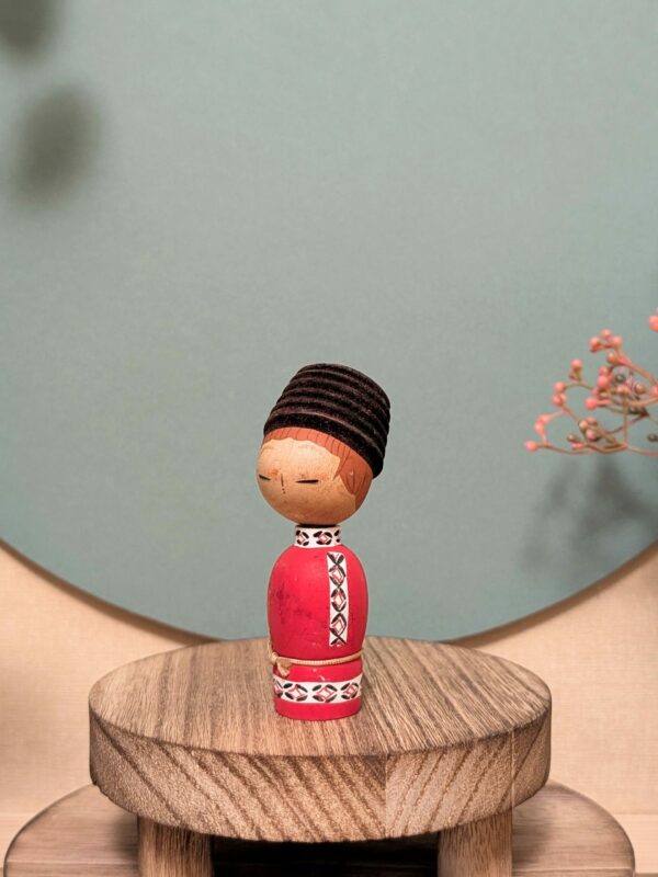 Kokeshi Omiyage – Personnage Aïnous 2 Kokeshi Omiyage - Personnage Aïnous - photo 2