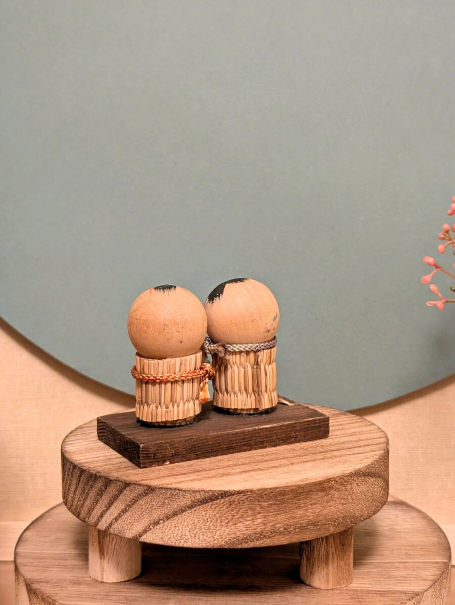 Duo Kokeshi Omiyage - Couple en Bambou 梅池 - photo 4