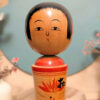 Kokeshi Shingata - Fleur rouge - photo 6