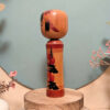 Kokeshi Shingata - Fleurs rouges et noires - photo 3