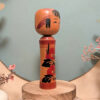 Kokeshi Shingata - Fleurs rouges et noires - photo 5