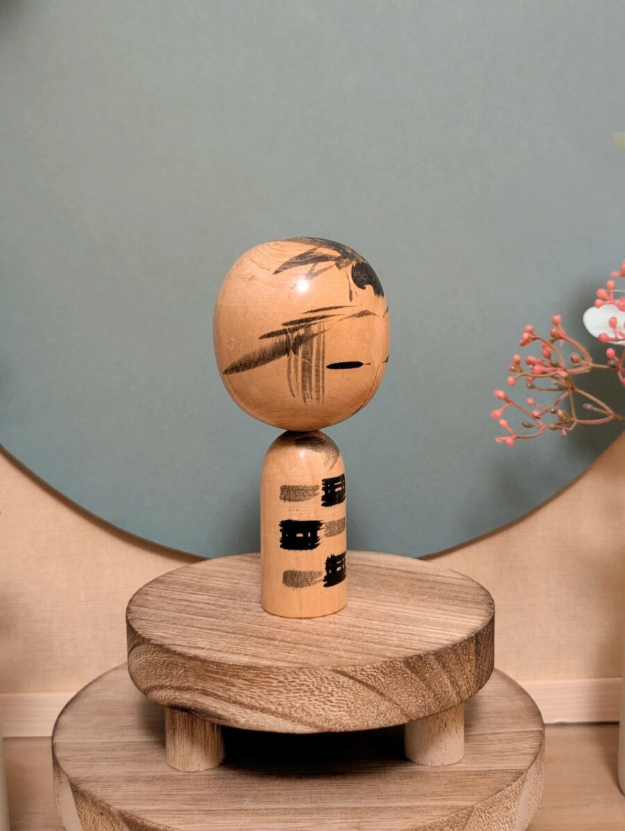 Kokeshi Shingata - Motifs Sumi-e - photo 5