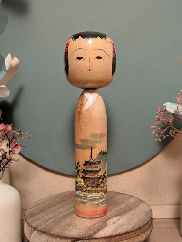 Kokeshi Shingata – Village Mahoroba まほろばの里 2 Kokeshi Shingata - Village Mahoroba まほろばの里 - photo 2