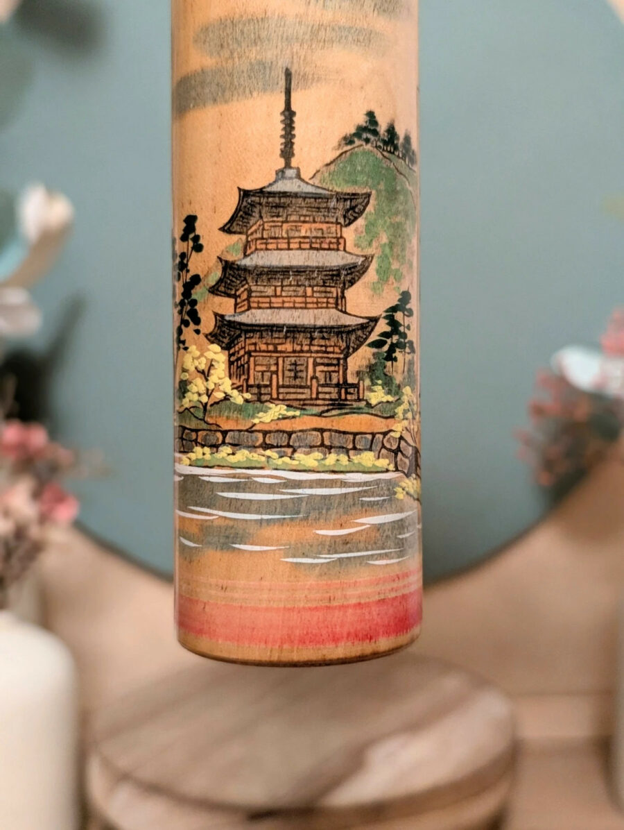 Kokeshi Shingata - Village Mahoroba まほろばの里 - photo 7